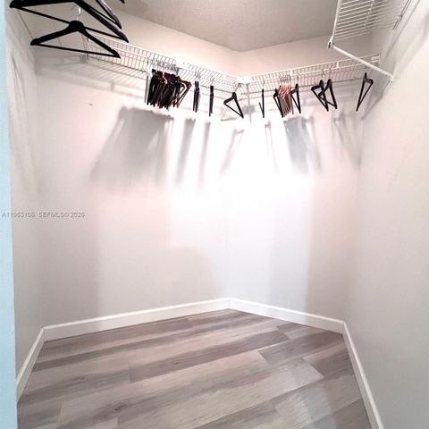 1407 Seagrape Cir, Weston, FL 33326