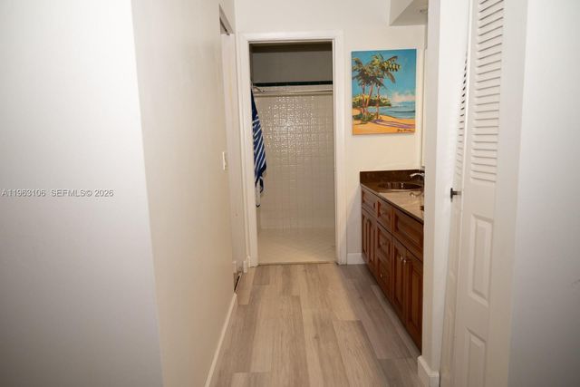 1407 Seagrape Cir, Weston, FL 33326