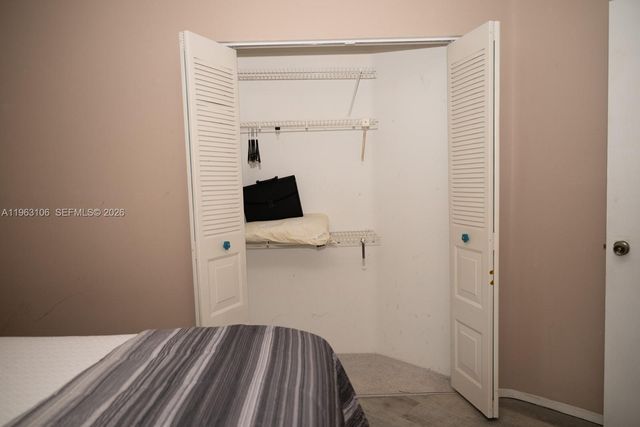 1407 Seagrape Cir, Weston, FL 33326