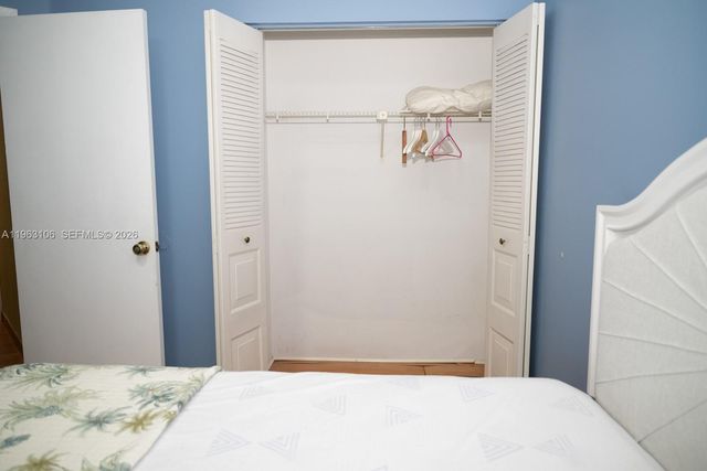 1407 Seagrape Cir, Weston, FL 33326