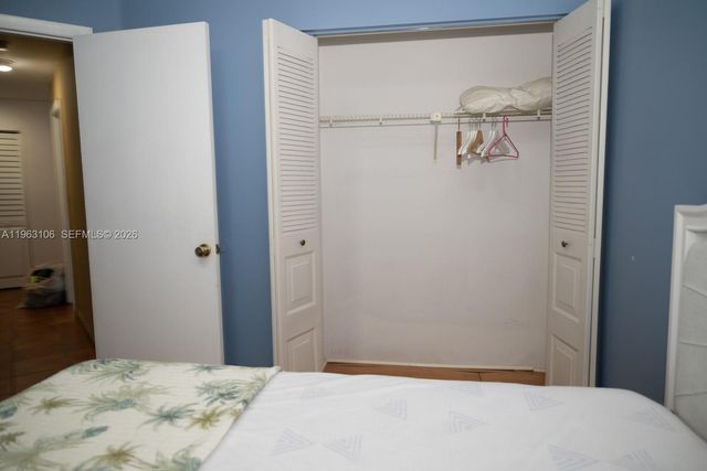 1407 Seagrape Cir, Weston, FL 33326