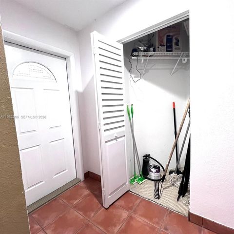 1407 Seagrape Cir, Weston, FL 33326