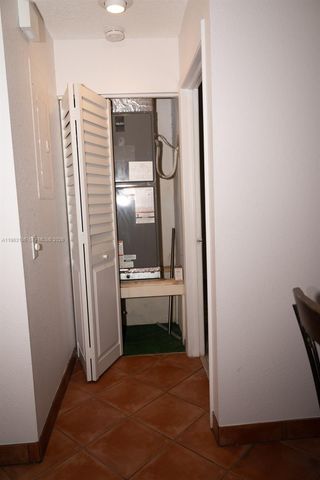 1407 Seagrape Cir, Weston, FL 33326