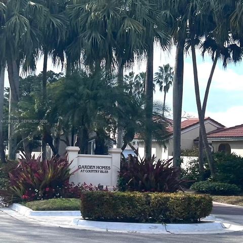 1407 Seagrape Cir, Weston, FL 33326