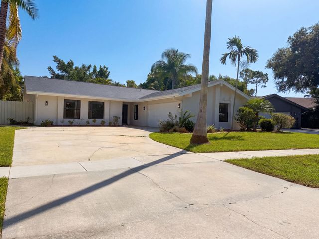 888 Brightwood, Wellington, FL 33414