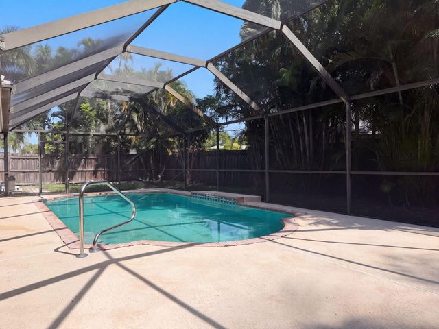 888 Brightwood, Wellington, FL 33414