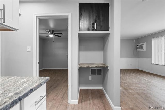 4401 Crooks Road, Royal Oak, MI 48073