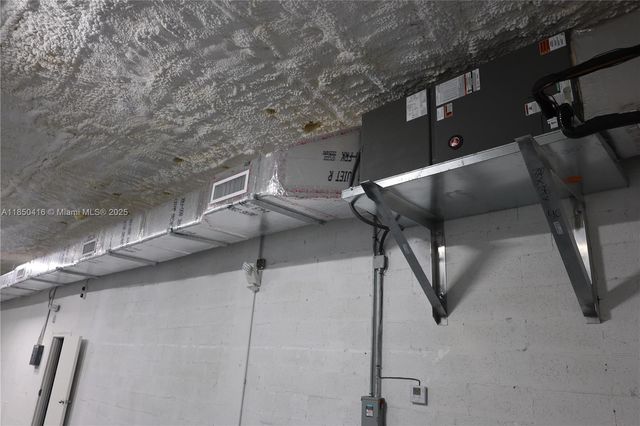 1847 NW 21st St, Miami, FL 33142