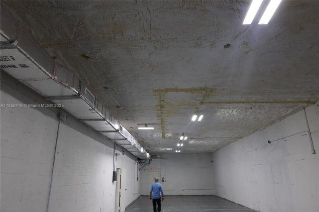 1847 NW 21st St, Miami, FL 33142