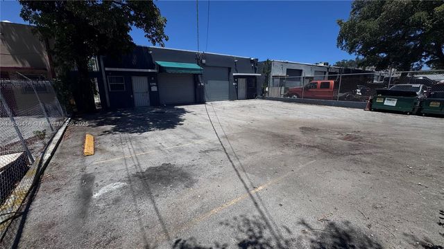 1847 NW 21st St, Miami, FL 33142