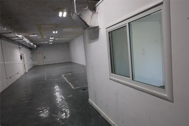 1847 NW 21st St, Miami, FL 33142