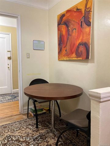 61-41 Saunders Street B57, Rego Park, NY 11374