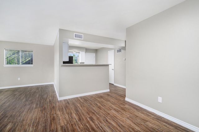 1303 S 2nd Street 4, Conroe, TX 77301