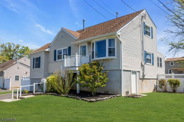 10 Haug St, Union Beach Boro, NJ 07735