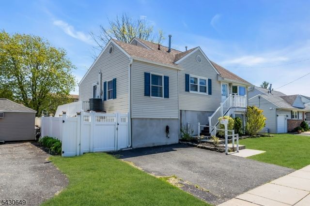 10 Haug St, Union Beach Boro, NJ 07735
