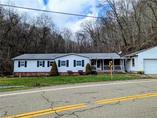 51327 Glencoe Stewartsville Road, Jacobsburg, OH 43933