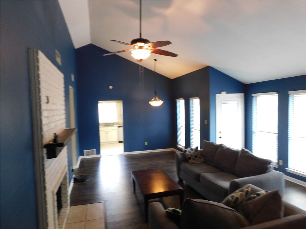 10630 Lone Pine Lane, Fort Worth, TX 76108 — photo 4