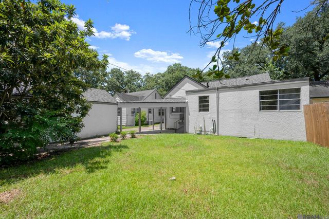 135 Belleview Dr, Baton Rouge, LA 70806