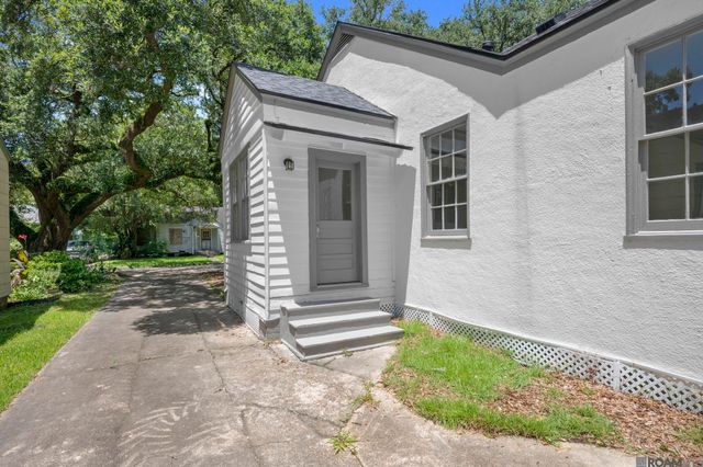 135 Belleview Dr, Baton Rouge, LA 70806