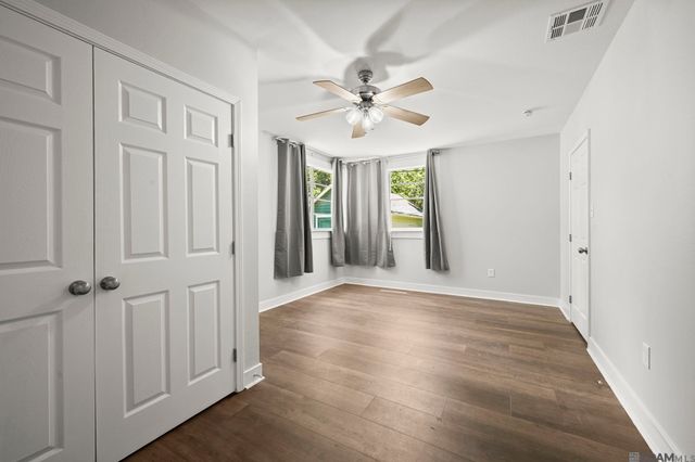 135 Belleview Dr, Baton Rouge, LA 70806