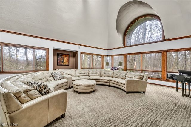 6331 Chagrin River Road, Bentleyville, OH 44022