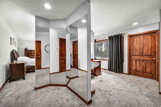 6331 Chagrin River Road, Bentleyville, OH 44022