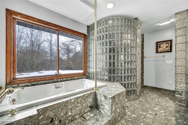 6331 Chagrin River Road, Bentleyville, OH 44022