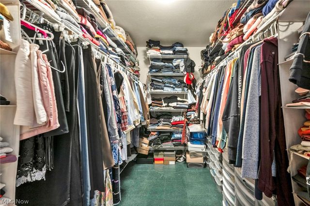 6331 Chagrin River Road, Bentleyville, OH 44022