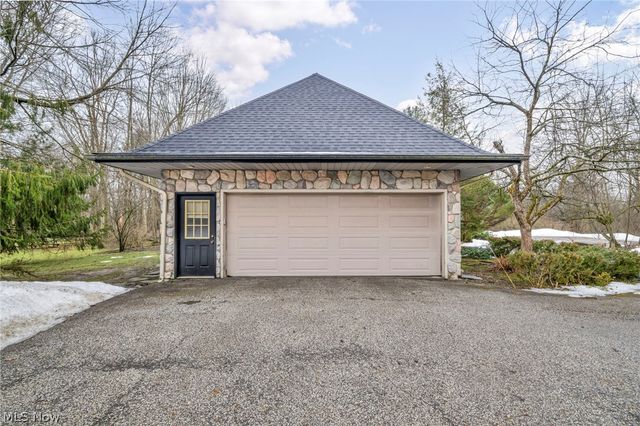 6331 Chagrin River Road, Bentleyville, OH 44022