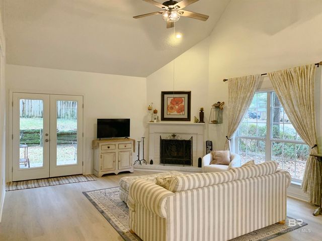 1000 D'olive Springs Drive, Daphne, AL 36526