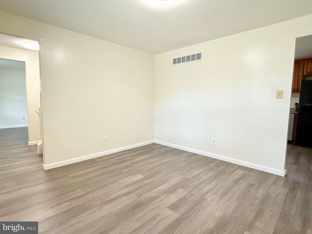 303 OREGON AVE, New Castle, DE 19720