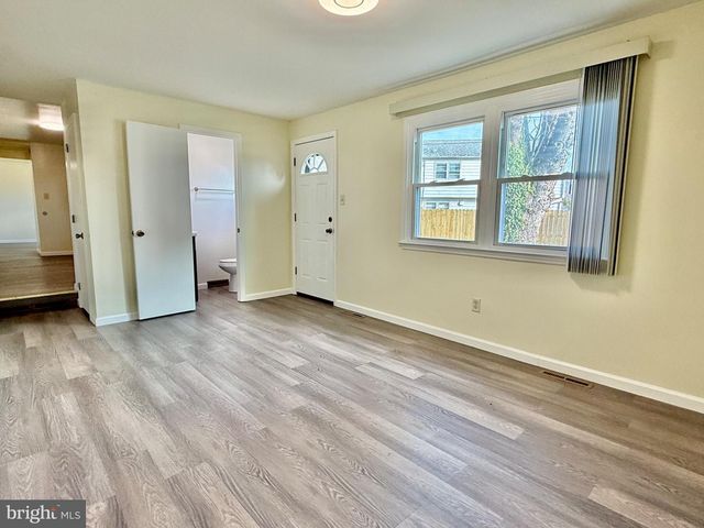 303 OREGON AVE, New Castle, DE 19720