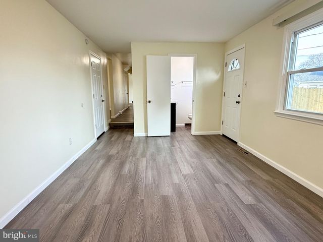 303 OREGON AVE, New Castle, DE 19720