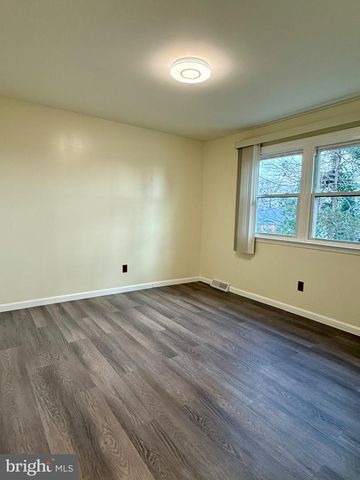 303 OREGON AVE, New Castle, DE 19720