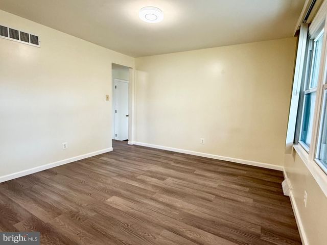 303 OREGON AVE, New Castle, DE 19720