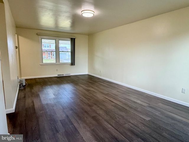 303 OREGON AVE, New Castle, DE 19720