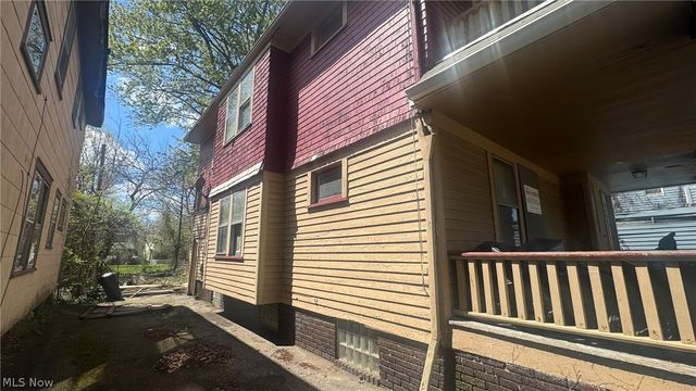 658 E 92 Street, Cleveland, OH 44108