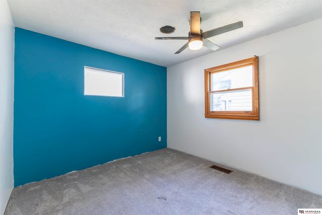 4017 Dunn Avenue, Lincoln, NE 68502