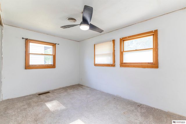 4017 Dunn Avenue, Lincoln, NE 68502