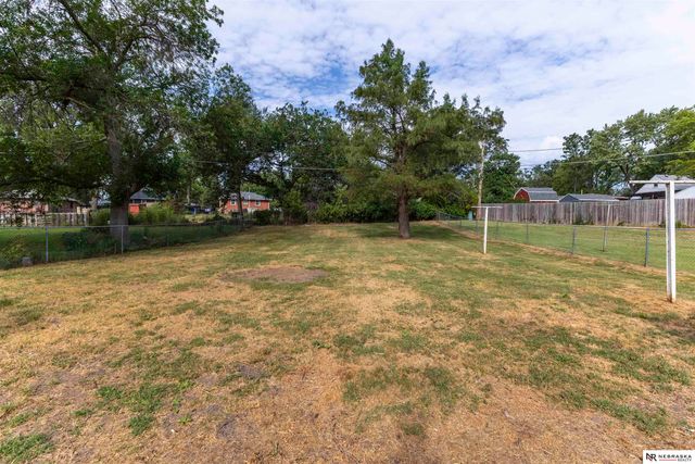 4017 Dunn Avenue, Lincoln, NE 68502
