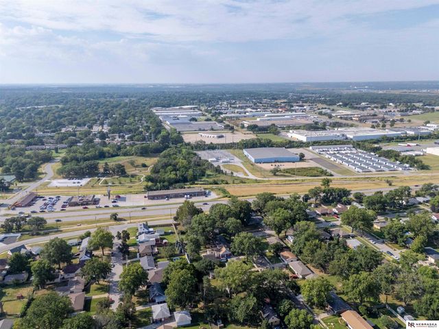 4017 Dunn Avenue, Lincoln, NE 68502