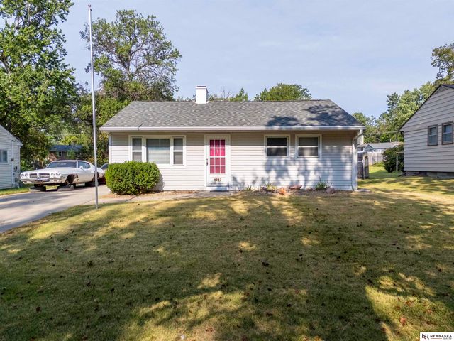 4017 Dunn Avenue, Lincoln, NE 68502