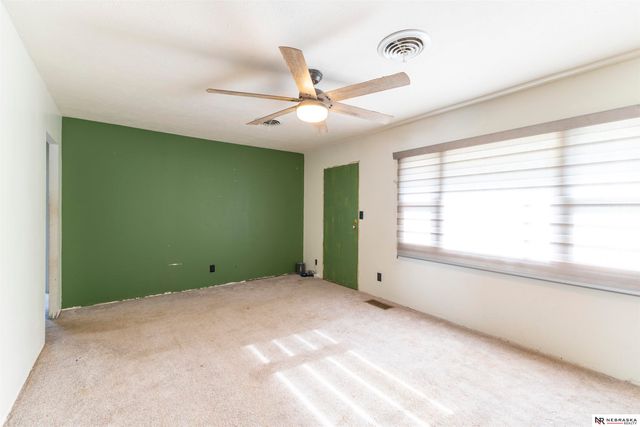 4017 Dunn Avenue, Lincoln, NE 68502