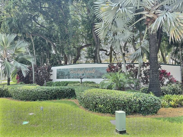 400 S Hollybrook Drive 202, Pembroke Pines, FL 33025