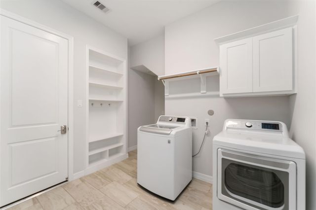 1707 Yellow Iris Trail, Richmond, TX 77406