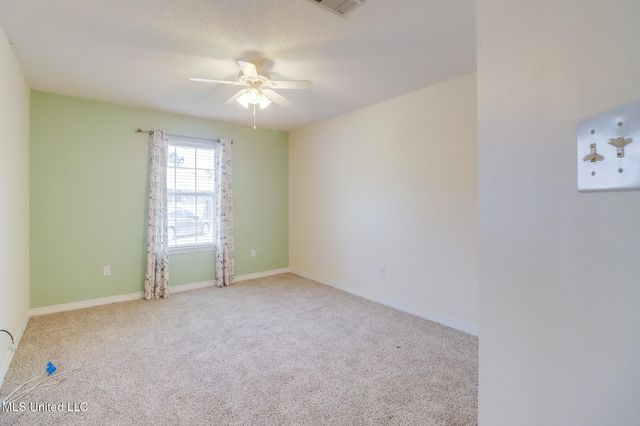 3085 Karen Cove, D'iberville, MS 39540