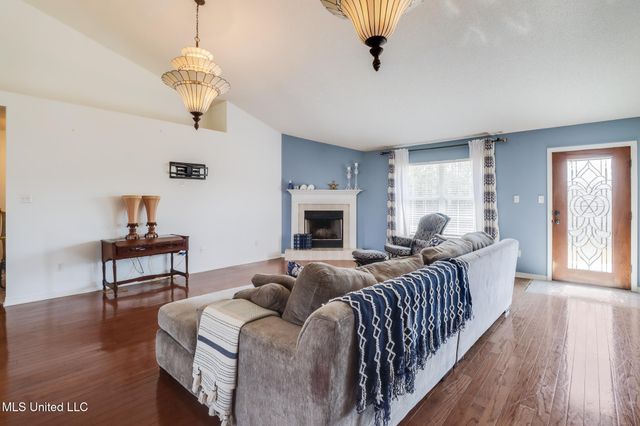 3085 Karen Cove, D'iberville, MS 39540