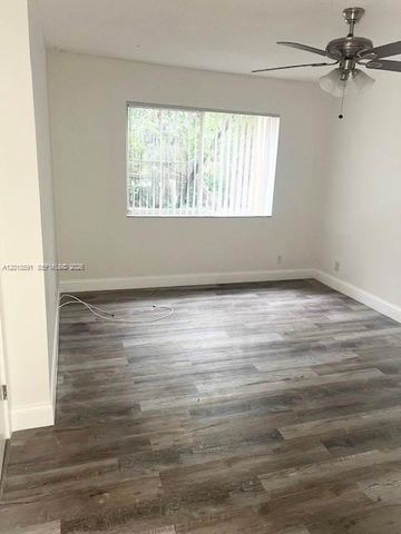 10709 Cleary Blvd 211, Plantation, FL 33324
