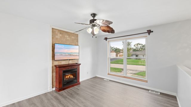 9417 Hawthorne Avenue, Mokena, IL 60448