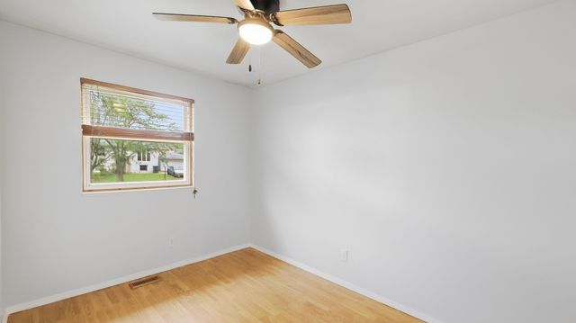 9417 Hawthorne Avenue, Mokena, IL 60448